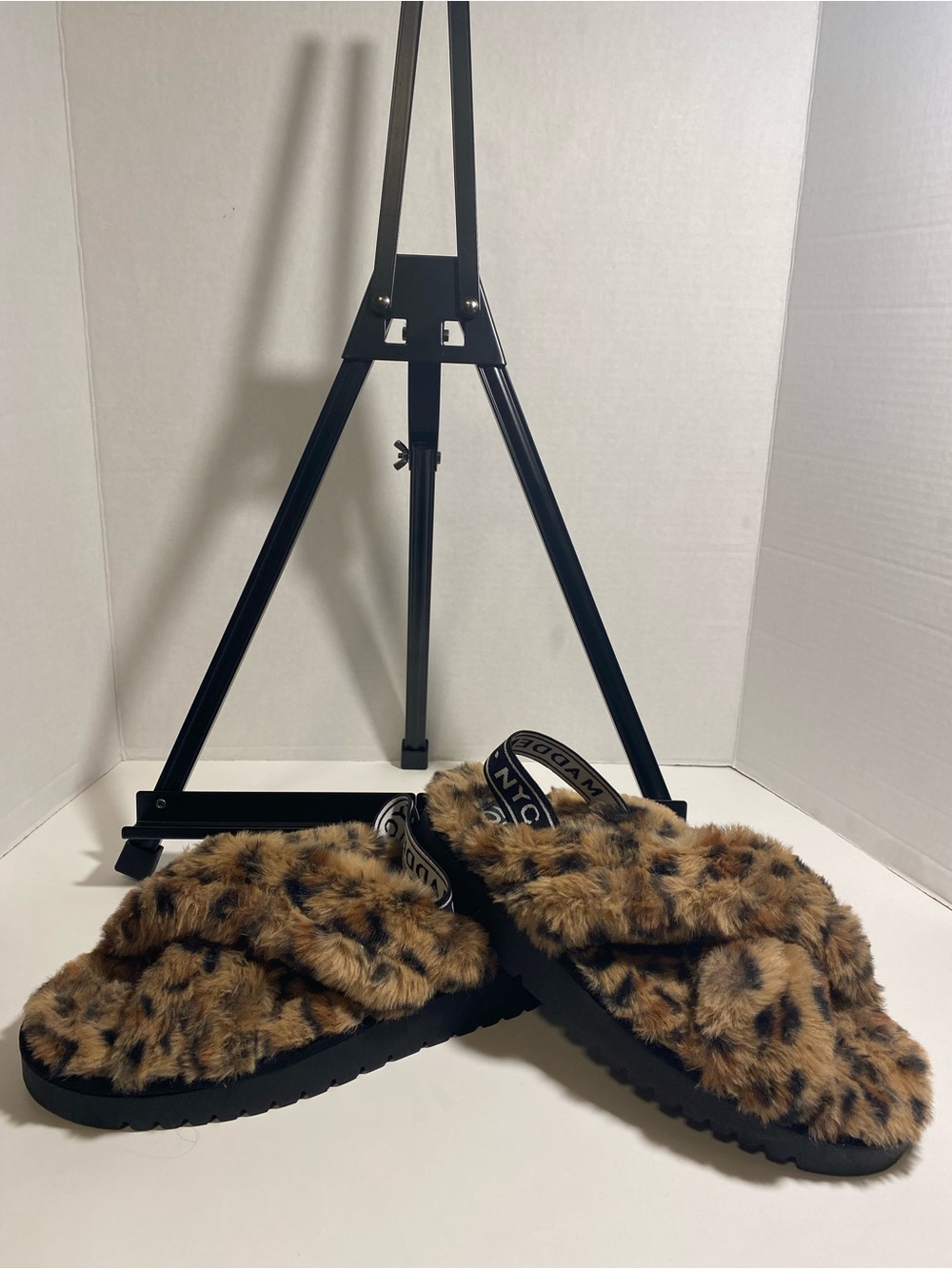 Madden NYC Leopard Faux Fur Slide Sandals/Slippers -  New size 8